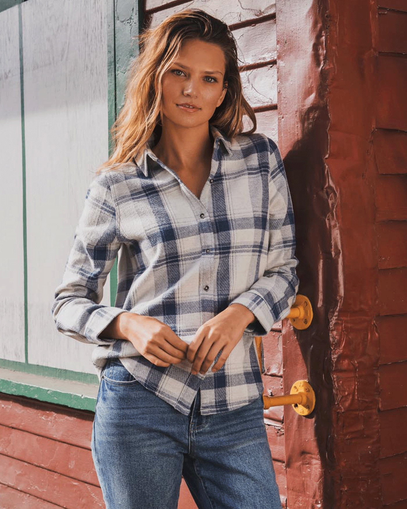 WOMEN'S HERO STRETCH FLANNEL SHIRT