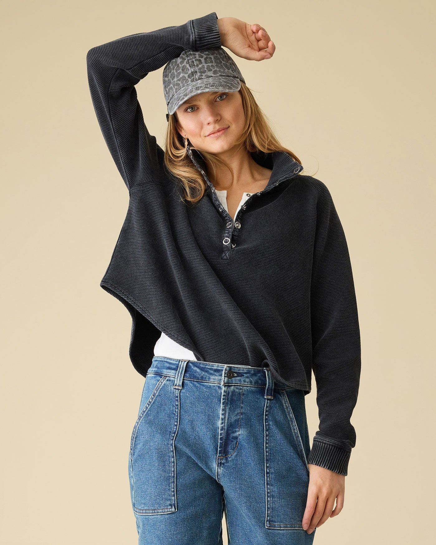 ADRIANA SNAP PULLOVER